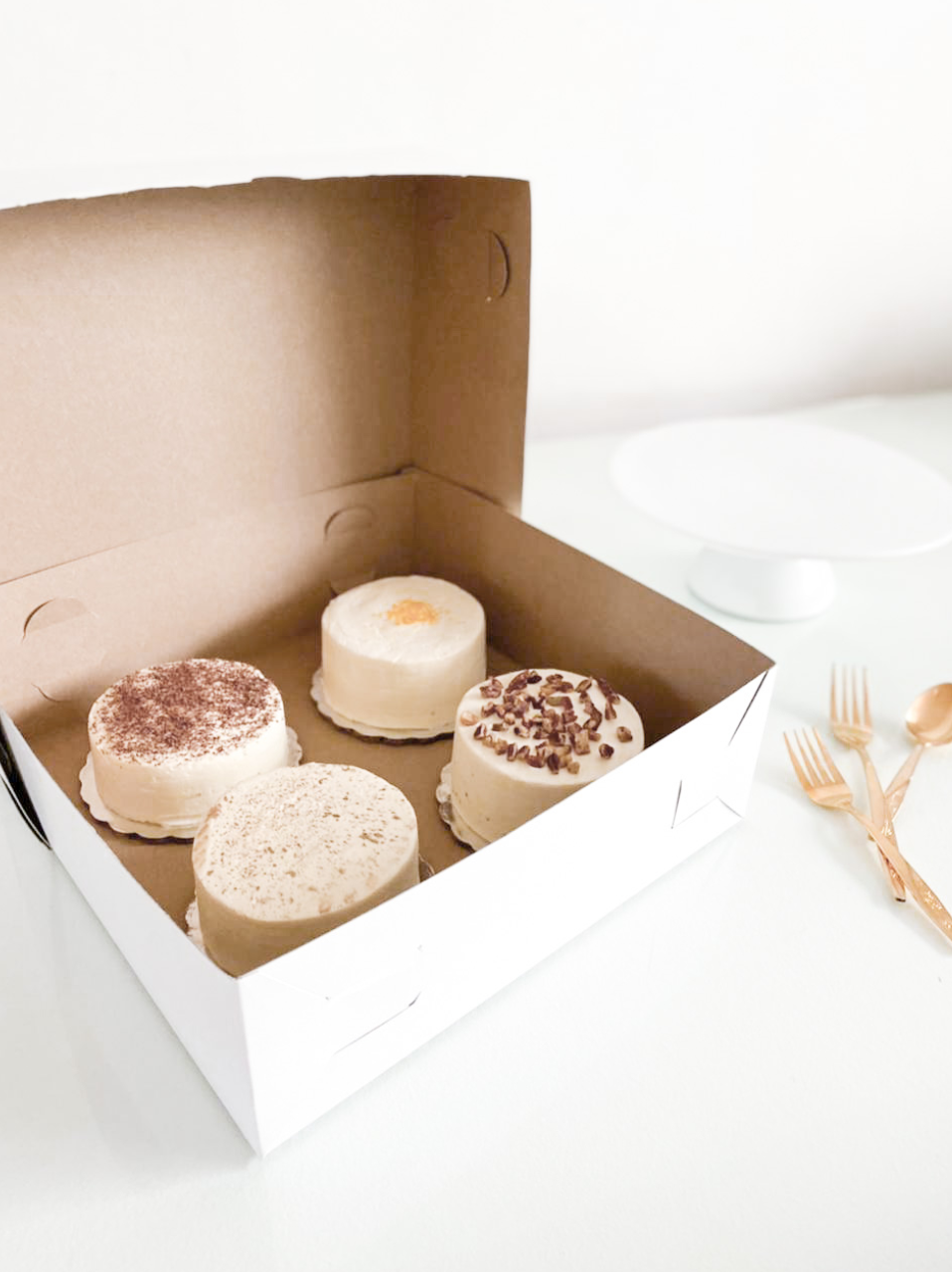 White Bakery Pastry Boxes 8